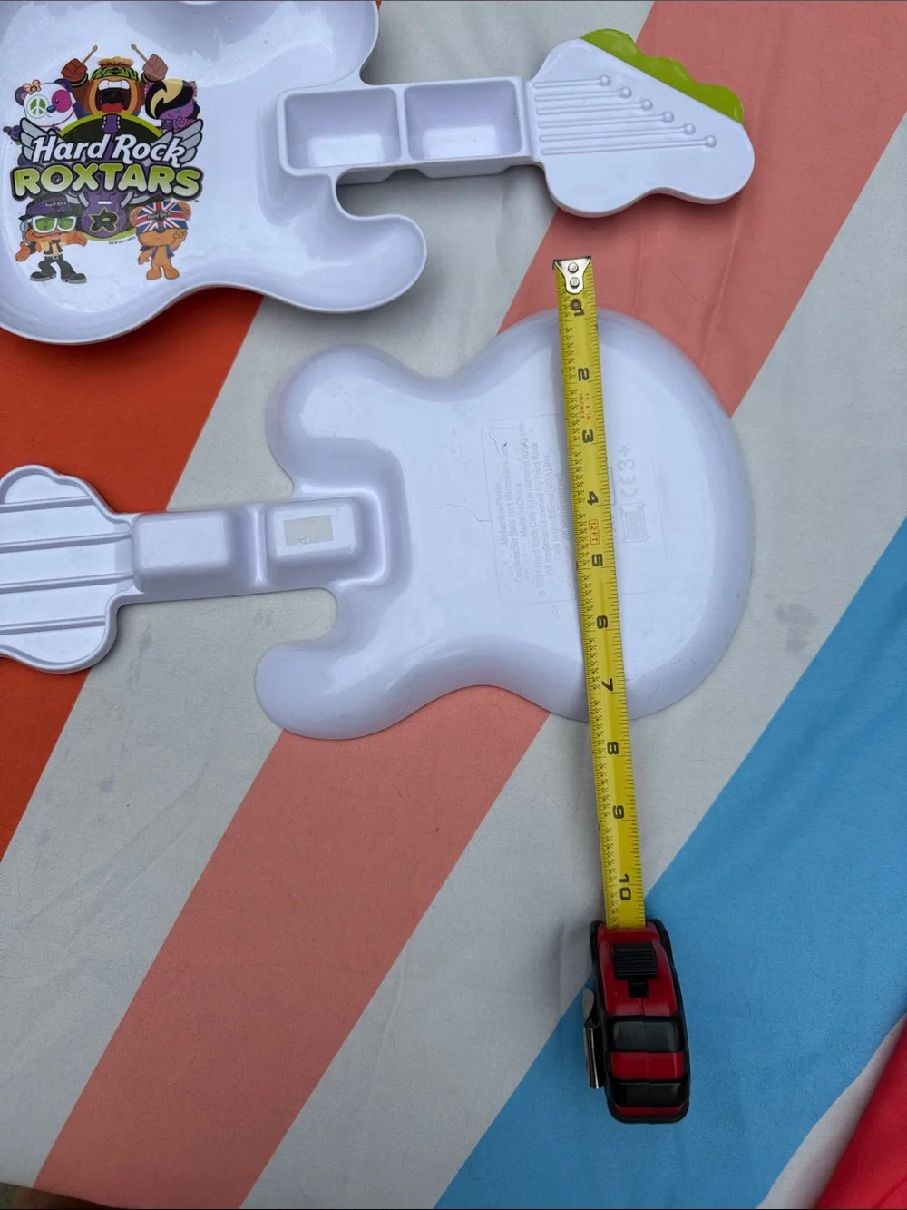 Kids Hard Rock CafeRoxtars Guitar Plate Set of 2